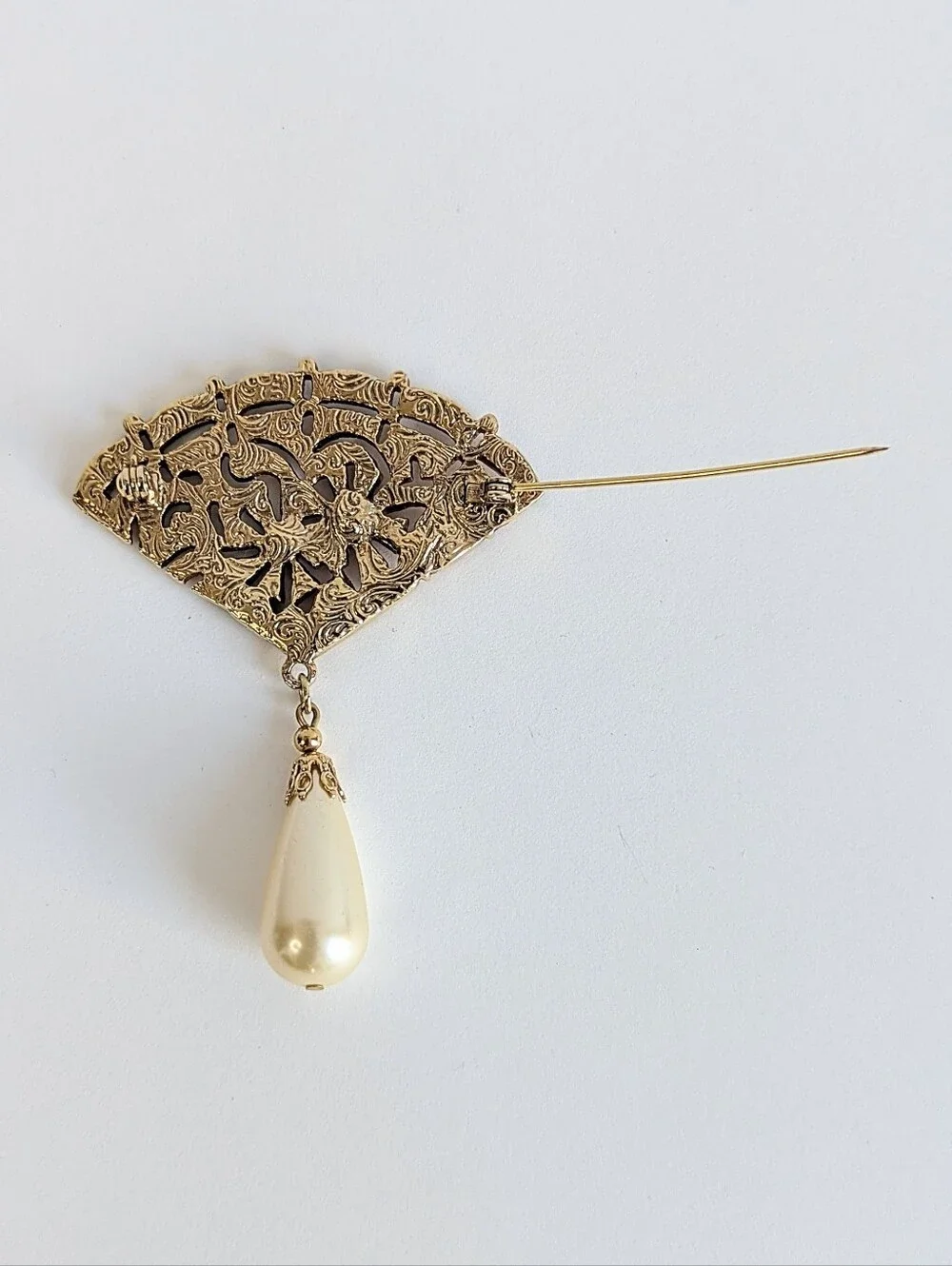 Vintage Art Deco Fan Brooch Pink Purple Rhinestones Faux Pearl Dangle Pin Gold